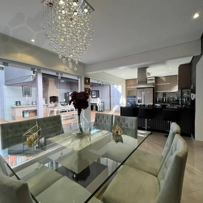 Casa com 3 quartos à venda, 386m2 em Parque dos Pássaros, Sao Bernardo Do Campo - SP - imagem 4 Foto 4 de Casa com 3 quartos à venda, 386m2 em Parque dos Pássaros, Sao Bernardo Do Campo - SP