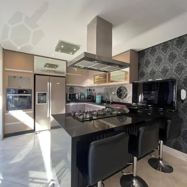 Casa com 3 quartos à venda, 386m2 em Parque dos Pássaros, Sao Bernardo Do Campo - SP - imagem 2 Foto 2 de Casa com 3 quartos à venda, 386m2 em Parque dos Pássaros, Sao Bernardo Do Campo - SP