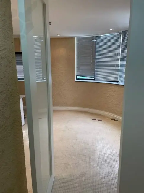 Sala Comercial para alugar, 43m2 em Moema, São Paulo - SP - imagem 7 Foto 7 de Sala Comercial para alugar, 43m2 em Moema, São Paulo - SP