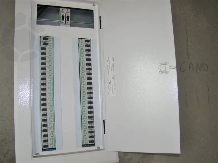 Foto 3 de Sala Comercial para alugar, 143m2 em Helena Maria, Osasco - SP