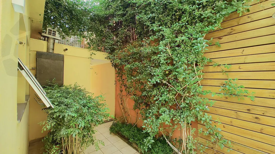 Foto 2 de Casa com 3 quartos à venda, 160m2 em Vila Nova Conceição, São Paulo - SP