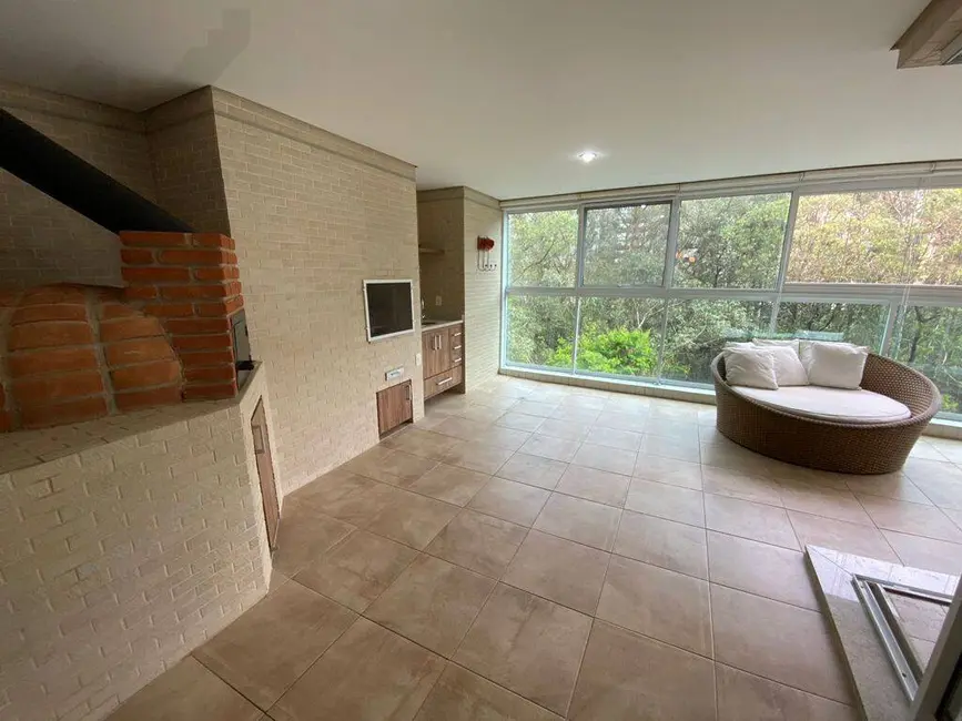 Apartamento com 4 quartos para alugar, 207m2 em São Paulo - SP - imagem 6 Foto 6 de Apartamento com 4 quartos para alugar, 207m2 em São Paulo - SP