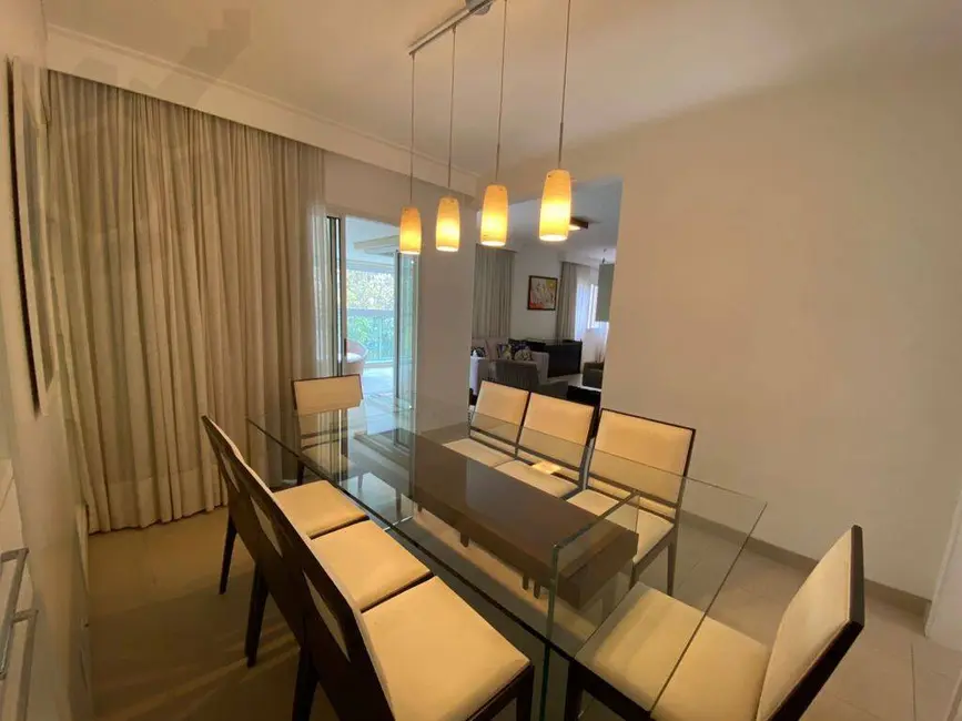 Apartamento com 4 quartos para alugar, 207m2 em São Paulo - SP - imagem 4 Foto 4 de Apartamento com 4 quartos para alugar, 207m2 em São Paulo - SP