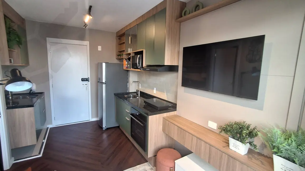 Foto 3 de Apartamento com 1 quarto para alugar, 32m2 em Campo Belo, São Paulo - SP