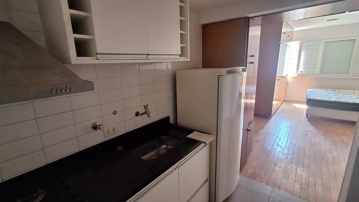 Foto 2 de Apartamento com 1 quarto para alugar, 28m2 em Cerqueira César, São Paulo - SP