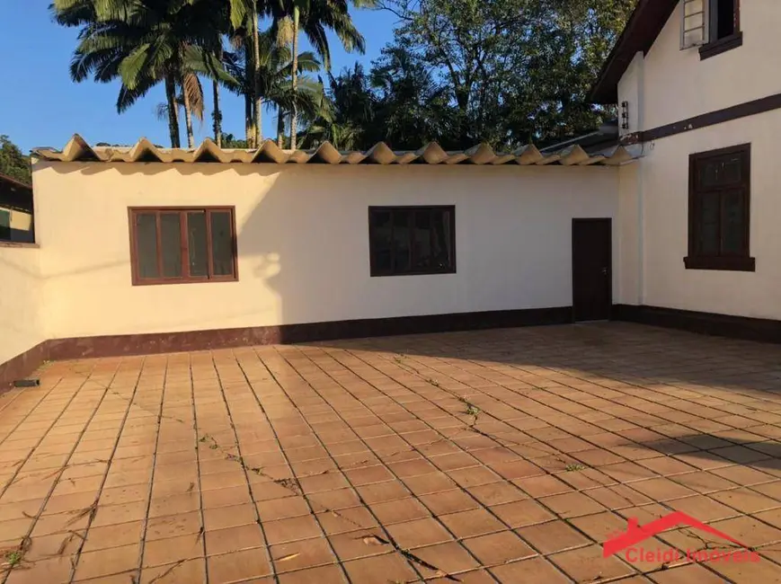 Foto 4 de Casa com 11 quartos à venda, 955m2 em Glória, Joinville - SC