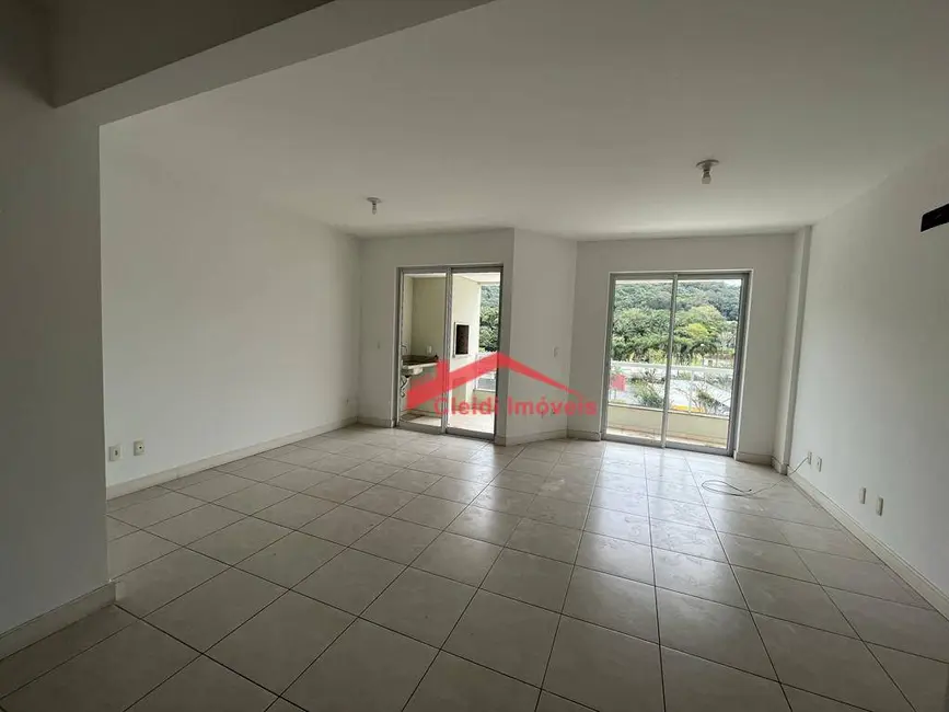 Apartamento com 3 quartos para alugar, 145m2 em Atiradores, Joinville - SC - imagem 3 Foto 3 de Apartamento com 3 quartos para alugar, 145m2 em Atiradores, Joinville - SC