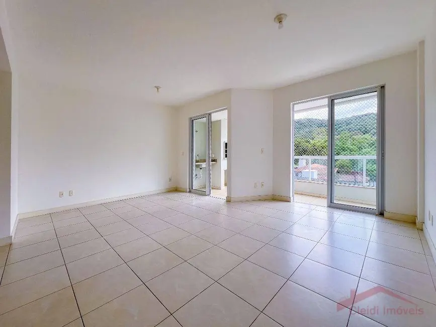 Foto 4 de Apartamento com 3 quartos para alugar, 145m2 em Atiradores, Joinville - SC