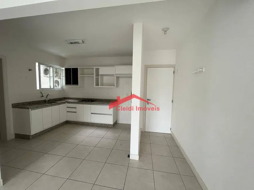 Apartamento com 3 quartos para alugar, 145m2 em Atiradores, Joinville - SC - imagem 7 Foto 7 de Apartamento com 3 quartos para alugar, 145m2 em Atiradores, Joinville - SC