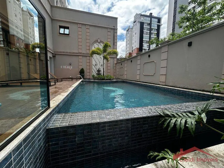 Foto 3 de Apartamento com 3 quartos à venda, 186m2 em Saguaçu, Joinville - SC