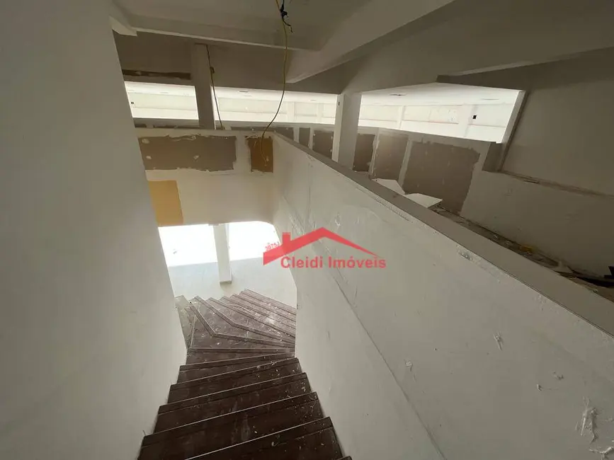 Loja para alugar, 205m2 em Bucarein, Joinville - SC - imagem 6 Foto 6 de Loja para alugar, 205m2 em Bucarein, Joinville - SC