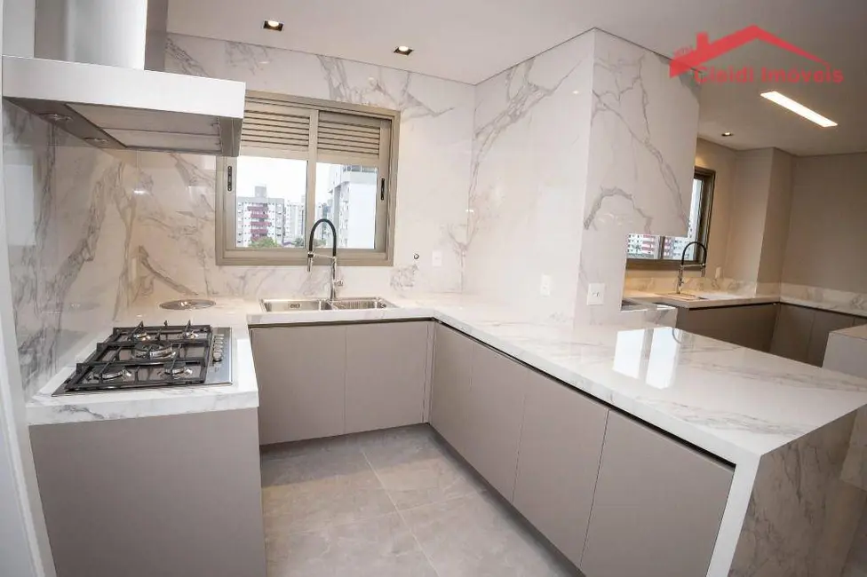 Foto 6 de Cobertura com 4 quartos à venda, 518m2 em América, Joinville - SC