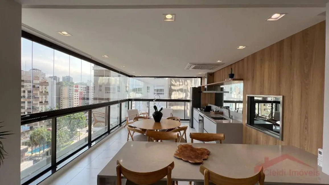 Foto 5 de Apartamento com 4 quartos à venda, 278m2 em América, Joinville - SC