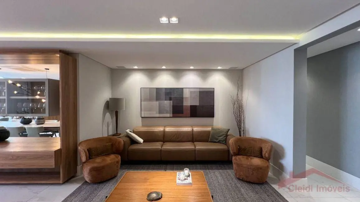 Foto 6 de Apartamento com 4 quartos à venda, 278m2 em América, Joinville - SC