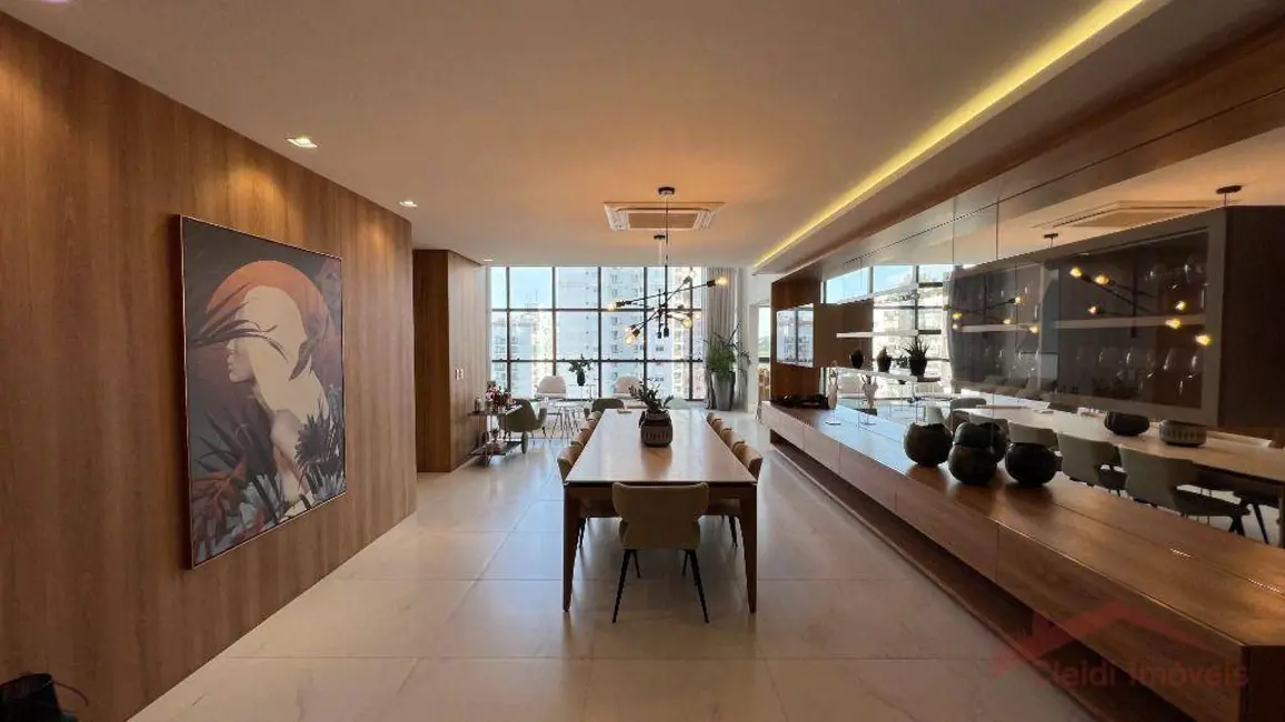 Foto 8 de Apartamento com 4 quartos à venda, 278m2 em América, Joinville - SC