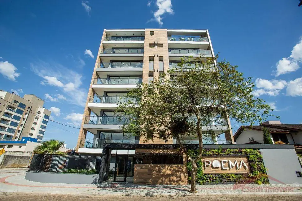 Foto 1 de Apartamento com 3 quartos à venda, 217m2 em Santo Antônio, Joinville - SC