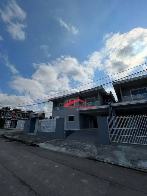 Foto 3 de Sobrado com 3 quartos à venda, 213m2 em América, Joinville - SC