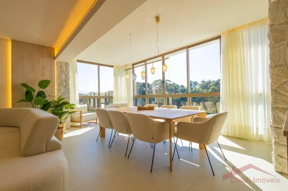 Foto 8 de Apartamento com 4 quartos à venda, 356m2 em América, Joinville - SC