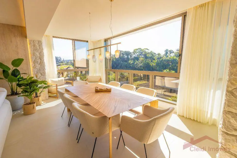 Foto 9 de Apartamento com 4 quartos à venda, 356m2 em América, Joinville - SC