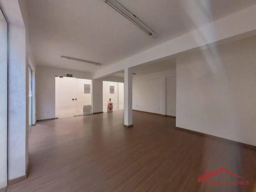 Sala Comercial para alugar, 40m2 em Centro, Joinville - SC - imagem 7 Foto 7 de Sala Comercial para alugar, 40m2 em Centro, Joinville - SC