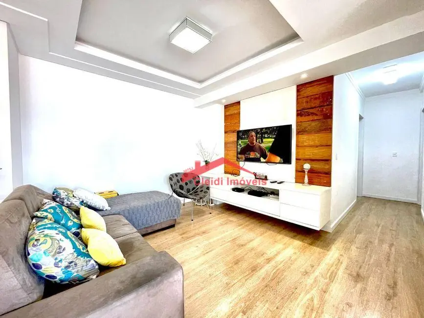 Foto 2 de Apartamento com 3 quartos à venda, 173m2 em Atiradores, Joinville - SC