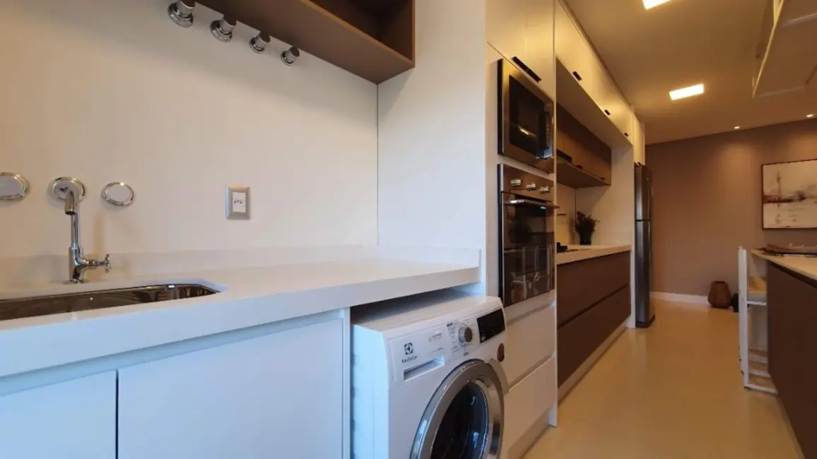 Apartamento com 3 quartos à venda, 212m2 em Atiradores, Joinville - SC - imagem 9 Foto 9 de Apartamento com 3 quartos à venda, 212m2 em Atiradores, Joinville - SC