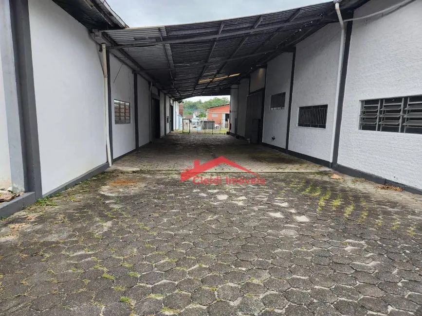 Foto 2 de Armazém / Galpão para alugar, 7628m2 em Floresta, Joinville - SC