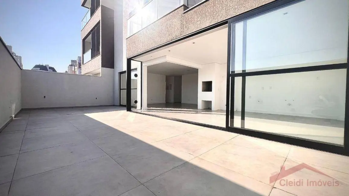 Foto 8 de Apartamento com 3 quartos à venda, 267m2 em América, Joinville - SC