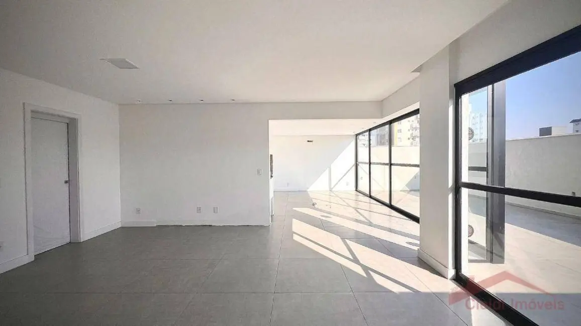 Foto 3 de Apartamento com 3 quartos à venda, 267m2 em América, Joinville - SC