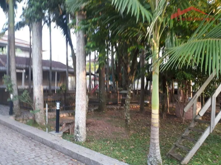 Foto 8 de Casa com 3 quartos à venda, 575m2 em Floresta, Joinville - SC