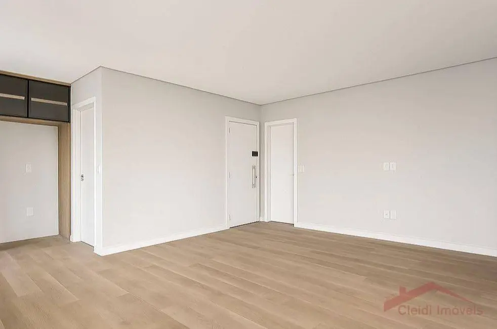 Foto 5 de Apartamento com 3 quartos à venda, 196m2 em Anita Garibaldi, Joinville - SC