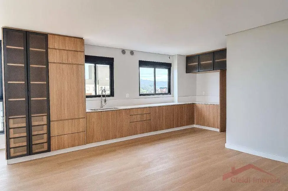 Foto 1 de Apartamento com 3 quartos à venda, 196m2 em Anita Garibaldi, Joinville - SC