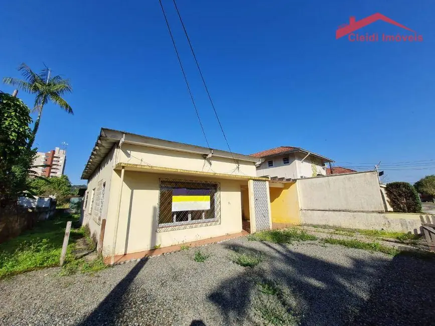 Foto 1 de Casa com 3 quartos à venda, 800m2 em América, Joinville - SC