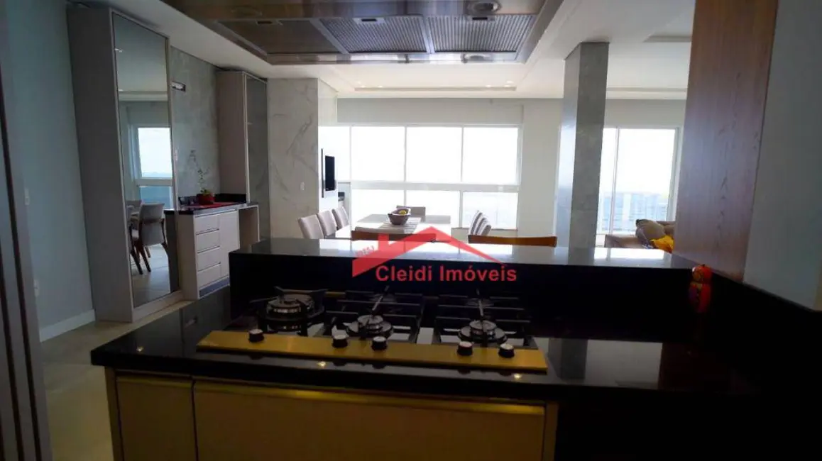 Foto 9 de Apartamento com 4 quartos à venda, 237m2 em Barra Velha - SC