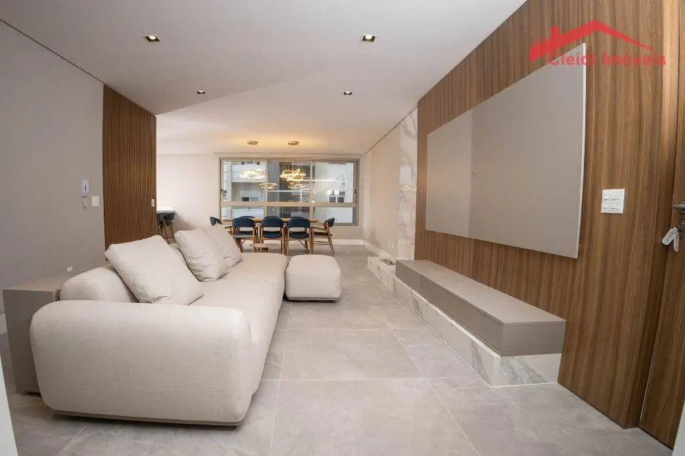 Foto 6 de Apartamento com 3 quartos à venda, 255m2 em América, Joinville - SC