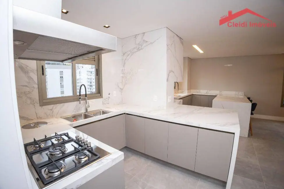 Foto 7 de Apartamento com 3 quartos à venda, 255m2 em América, Joinville - SC