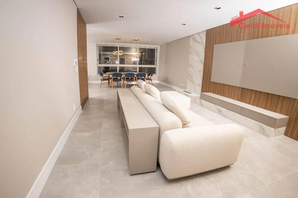 Foto 5 de Apartamento com 3 quartos à venda, 255m2 em América, Joinville - SC