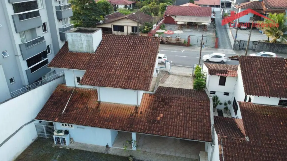 Foto 31 de Sobrado à venda, 480m2 em Saguaçu, Joinville - SC