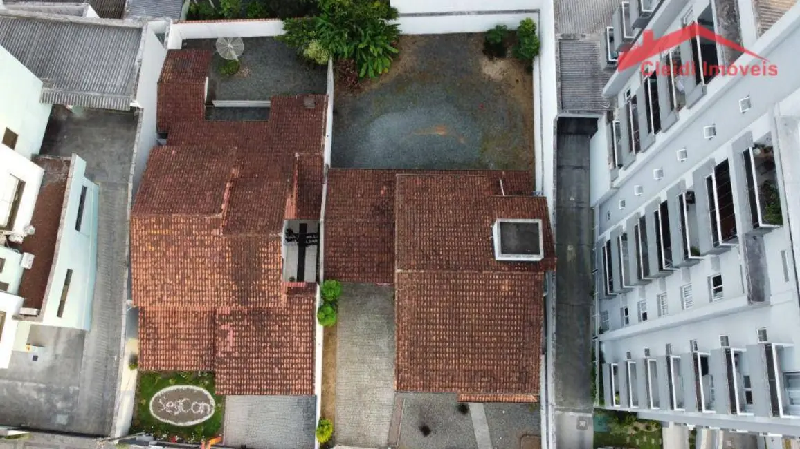 Foto 30 de Sobrado à venda, 480m2 em Saguaçu, Joinville - SC