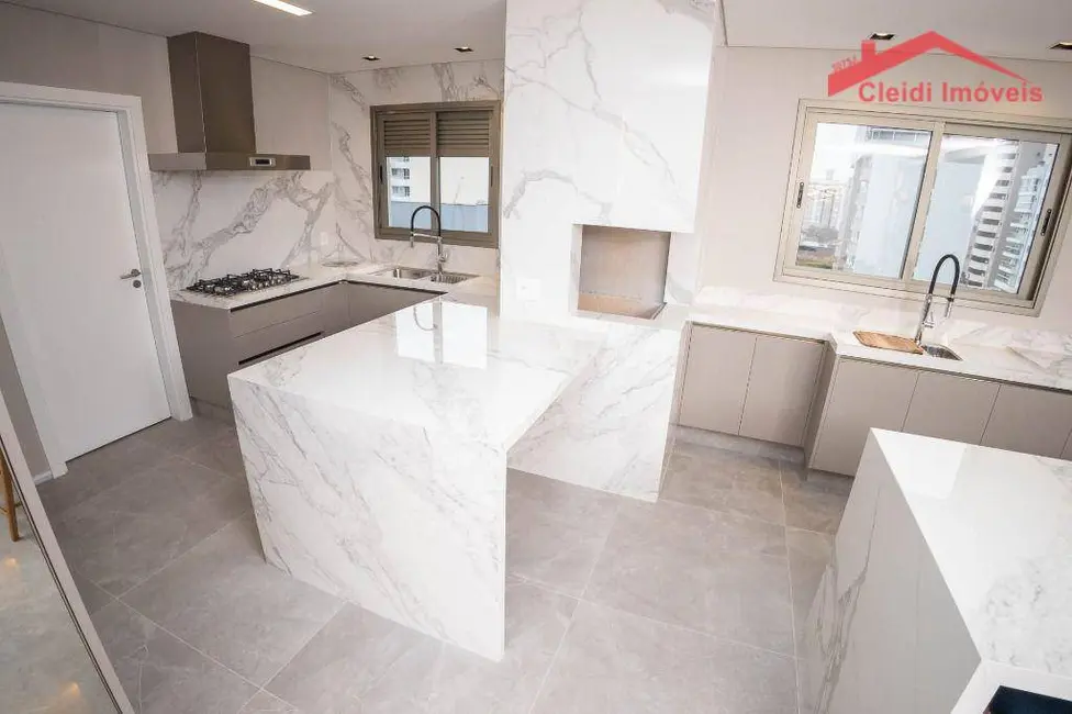 Foto 5 de Apartamento com 3 quartos à venda, 255m2 em América, Joinville - SC