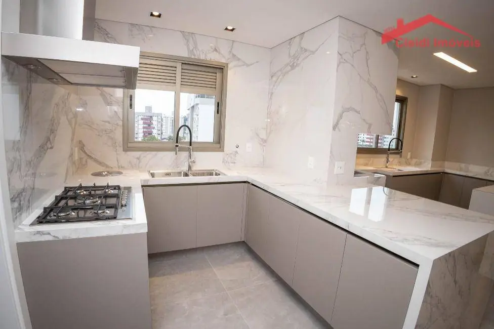 Foto 7 de Apartamento com 3 quartos à venda, 255m2 em América, Joinville - SC