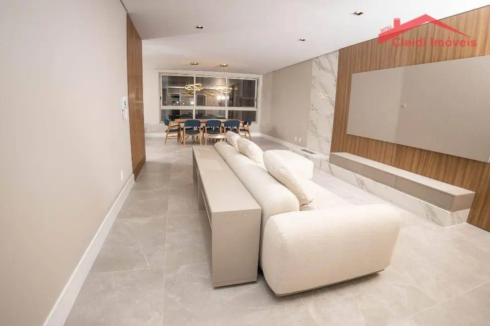 Foto 3 de Apartamento com 3 quartos à venda, 255m2 em América, Joinville - SC