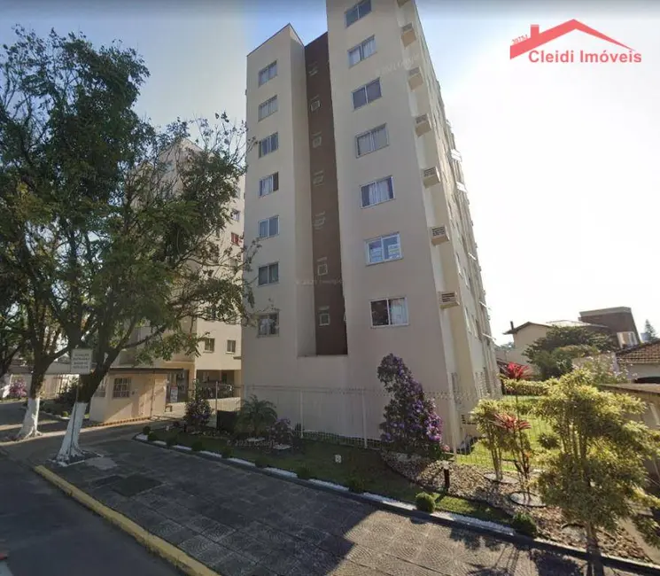 Foto 2 de Apartamento com 2 quartos à venda, 74m2 em Saguaçu, Joinville - SC