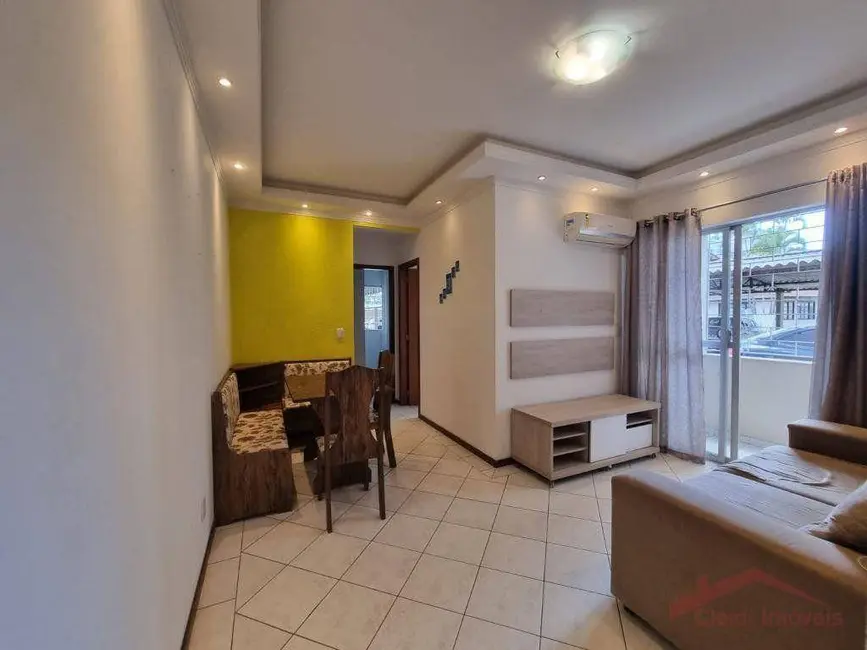 Foto 2 de Apartamento com 2 quartos à venda e para alugar, 74m2 em Saguaçu, Joinville - SC