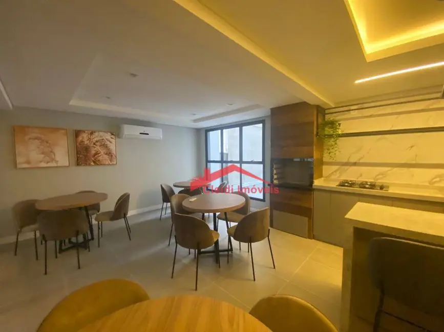 Foto 6 de Cobertura com 3 quartos à venda, 205m2 em Anita Garibaldi, Joinville - SC