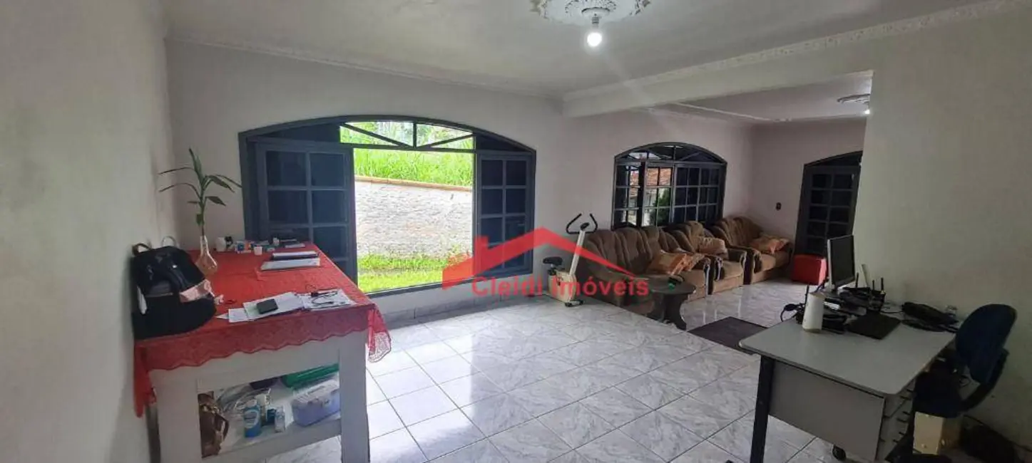 Foto 9 de Casa com 3 quartos à venda, 637m2 em Bom Retiro, Joinville - SC