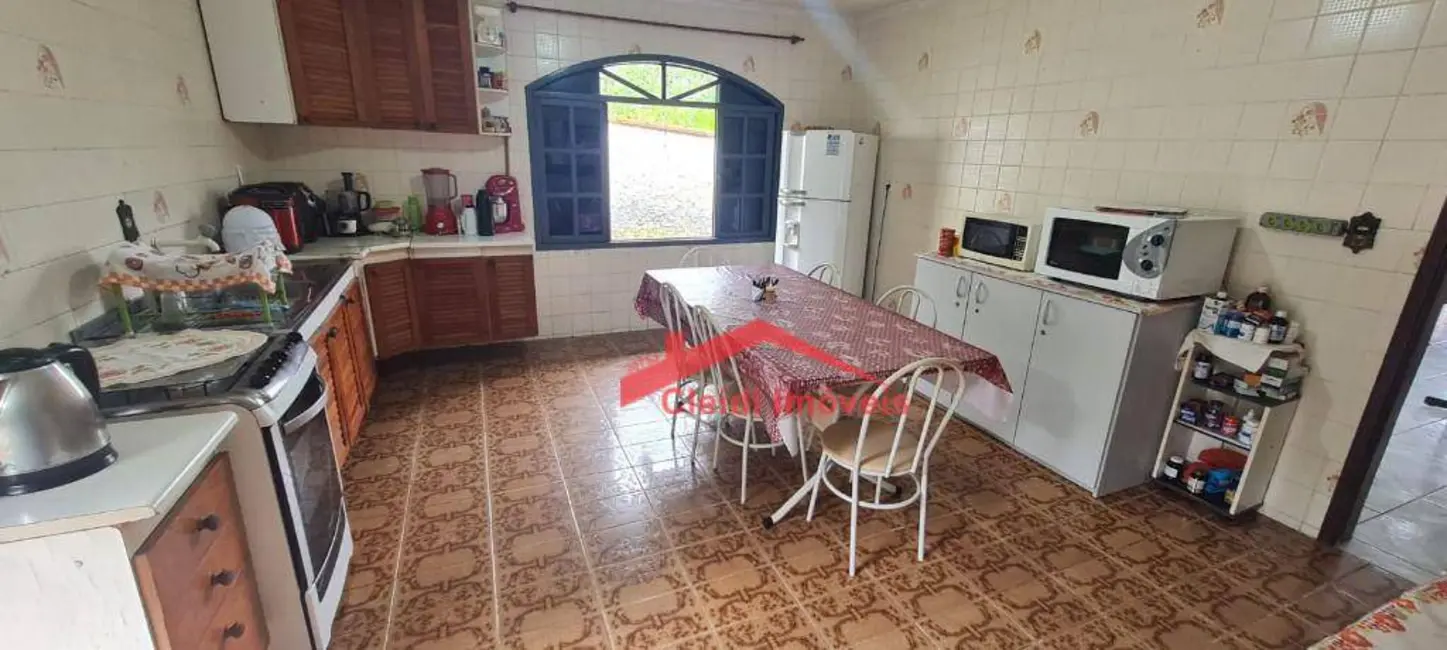 Foto 4 de Casa com 3 quartos à venda, 637m2 em Bom Retiro, Joinville - SC
