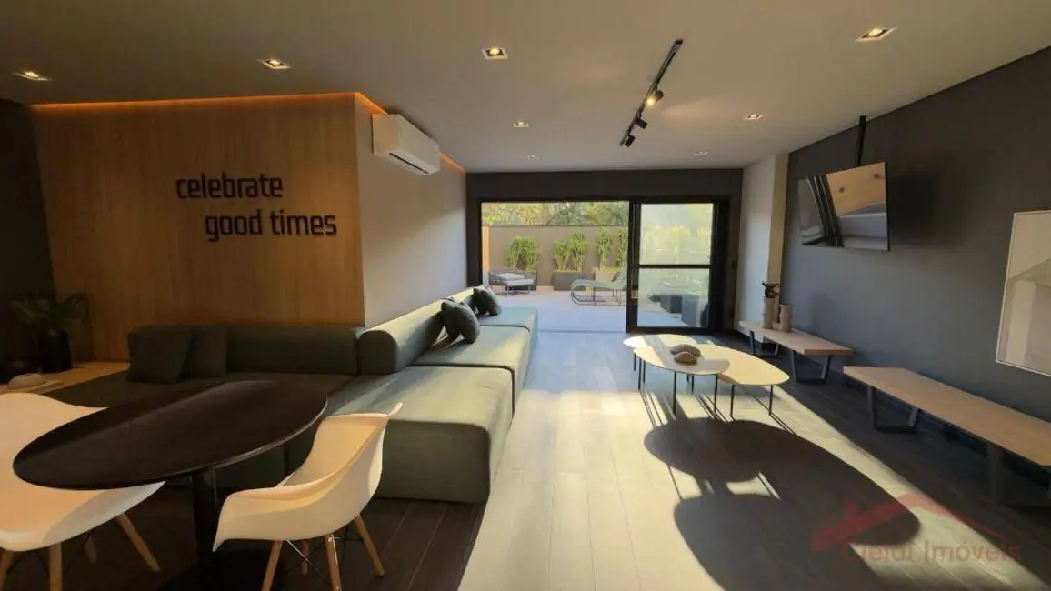 Foto 2 de Apartamento com 2 quartos à venda, 70m2 em Bom Retiro, Joinville - SC