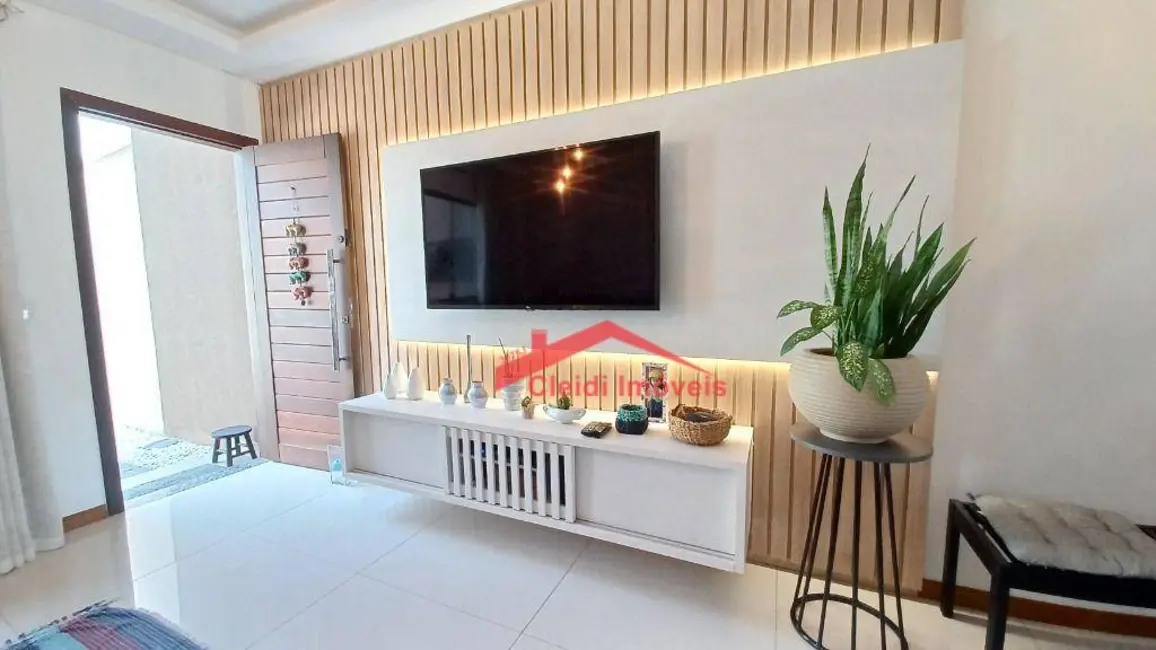 Sobrado com 3 quartos à venda, 83m2 em Saguaçu, Joinville - SC - imagem 3 Foto 3 de Sobrado com 3 quartos à venda, 83m2 em Saguaçu, Joinville - SC