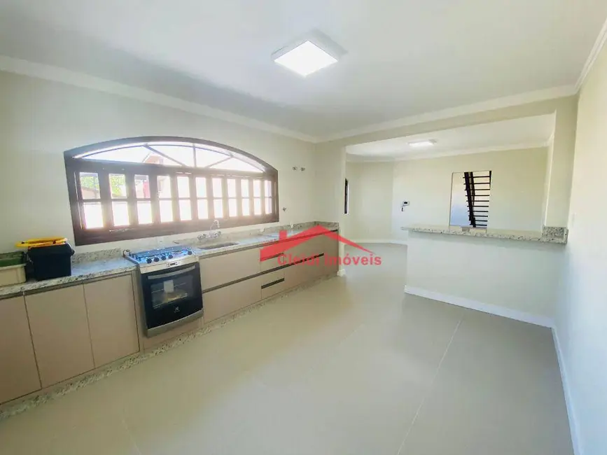 Foto 2 de Sobrado com 5 quartos à venda, 605m2 em Anita Garibaldi, Joinville - SC